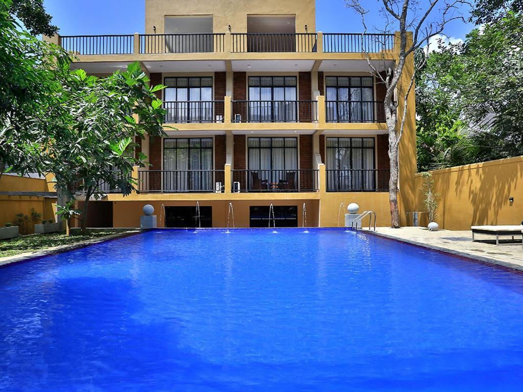 הבאראנה Lily'S Resort מראה חיצוני תמונה