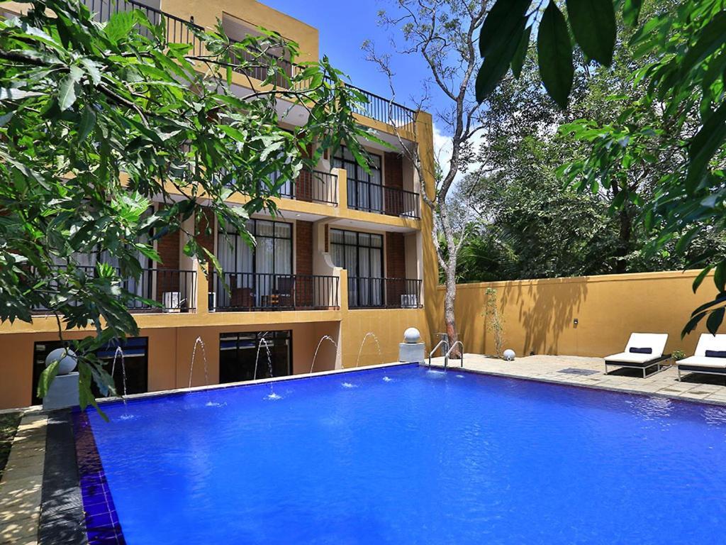 הבאראנה Lily'S Resort מראה חיצוני תמונה
