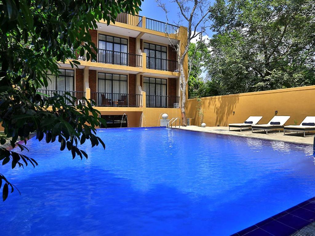 הבאראנה Lily'S Resort מראה חיצוני תמונה